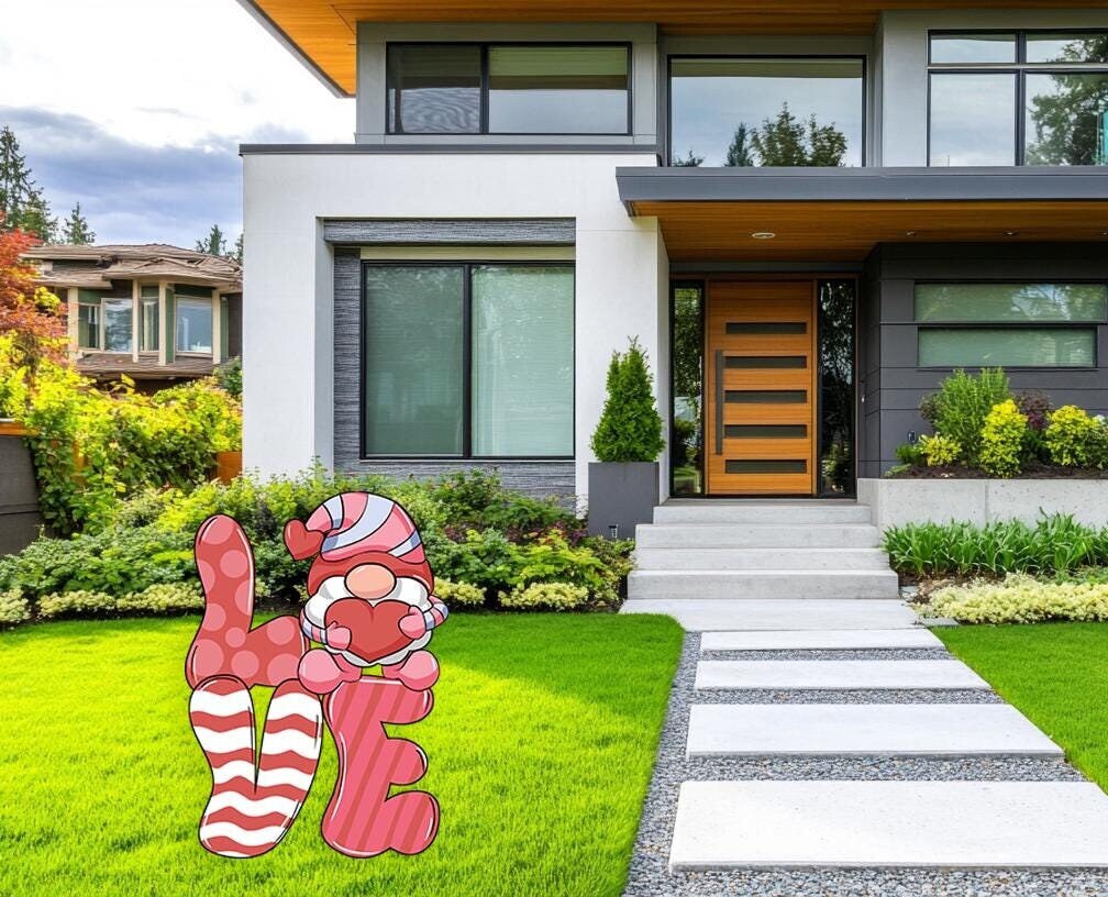 Love Sign, Gnome with Heart Valentines Decoration, Valentine's Outdoor Decor, Gnome Standee, Yard Stakes, Yard Art, Yard Lawn Decoration